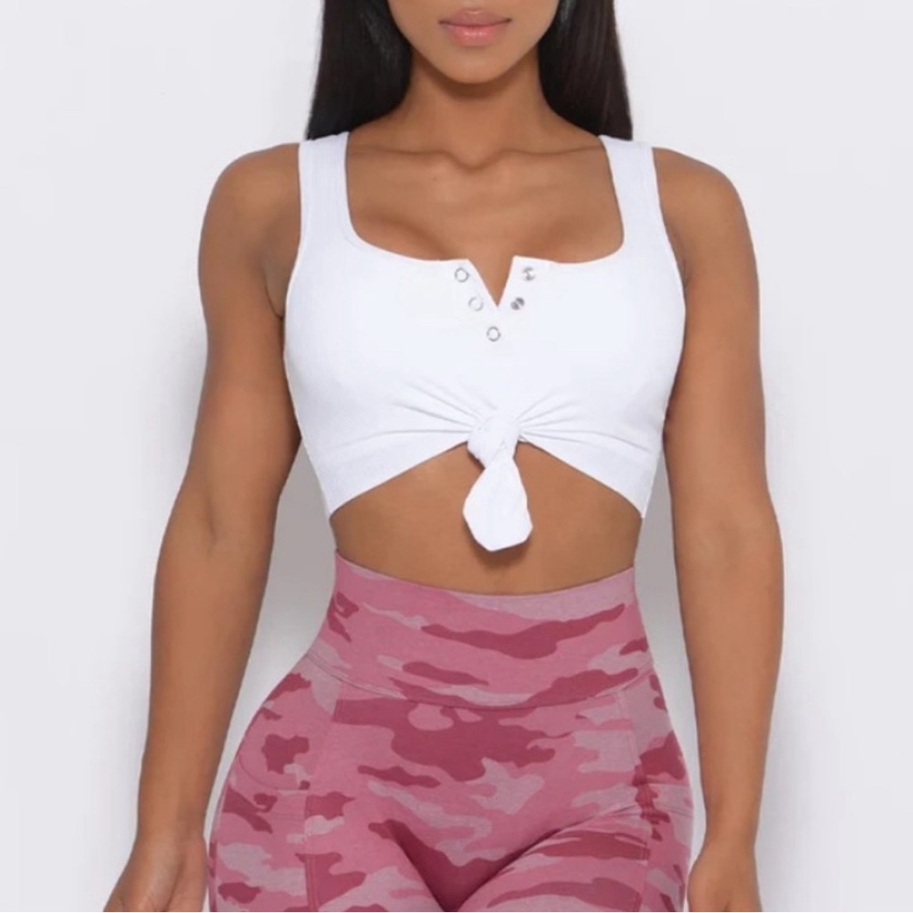 BOMBSHELL SPORTSWEAR WHITE HENLEY SPORTS BRA SMALL